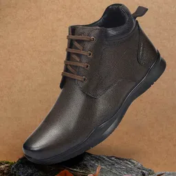 Mochi Men Leather Regular Boots-image-34