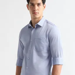 Arrow Men Slim Fit Textured Spread Collar Formal Shirt image 2