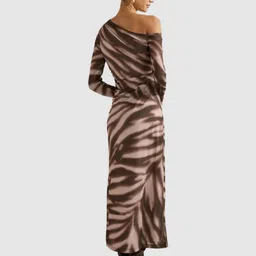 Forever New Abstract Printed One Shoulder Ruched Sheath Midi Dress image 5