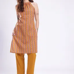 fusion by glitchez Ethnic Motifs Printed Pure Cotton Kurta Set image 5