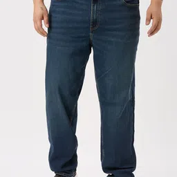 Santonio Men Relexed Fit Mid-Rise No Fade Clean LookJeans-image-9