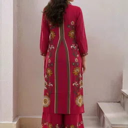 Sangria Women Floral Printed Regular Kurta with Palazzos image 4