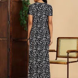 9shines Label Abstract Printed Round Neck Short Sleeves Maxi Nightdress image 4