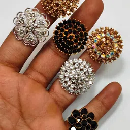 DIVYANSHI COLLECTION Women Pack Of 6 Brass Gold & Silver-Plated American Diamond Ring-picture-15