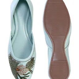 SZN Women Embellished Handcrafted Ethnic Slip On Mojaris Flats image 4