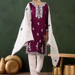 HERE&NOW Floral Embroidered Straight Thread Work Kurta With Salwar And Dupatta image 5