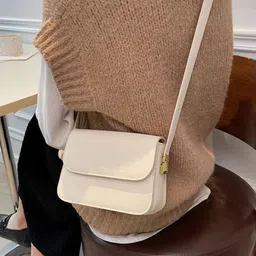 CORSICA Women White Solid Swagger Shoulder Bag-image-11