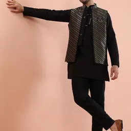 KISAH Mandarin Collar Straight Jacquard Silk Kurta With Trousers & Nehru jacket image 1