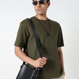 R&B Men Solid Round Neck Relaxed Fit T-shirt image 4