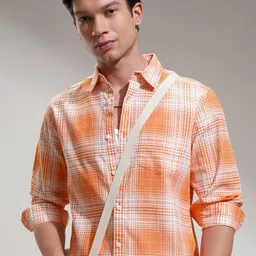 HIGHLANDER Men Comfort Opaque Checked Casual Shirt-picture-26
