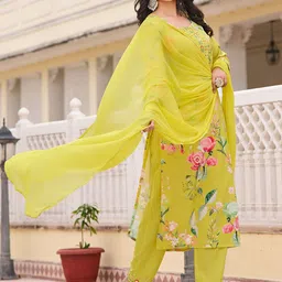 VIBE VISION Floral Printed Round Neck Straight Kurta With Trousers & Dupatta image 3