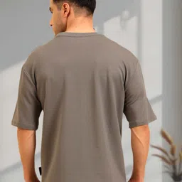 UNIQSOME Men Solid Round Neck Premium Cotton Oversized T-shirt image 5