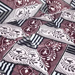 Myntra Elegant Homes White & Maroon Wool 300 TC Fitted King Bedsheets With 2 Pillow Covers image 3