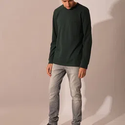 SELECTED Men Solid Round Neck Cotton T-shirt image 5
