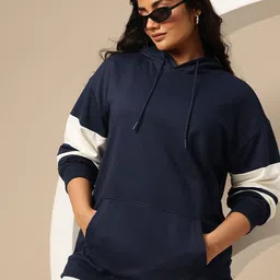 Sztori Plus Size Hooded Sweatshirt-picture-36