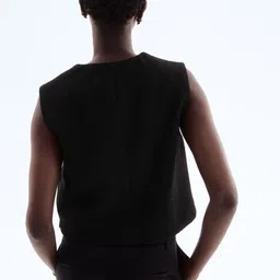 H&M Boucl Waistcoat image 3