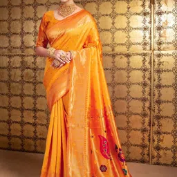 Kalista Woven Design Zari Silk Blend Handloom Paithani Saree image 2