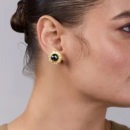 AIKA BY MINUTIAE Circular Studs Earrings image 4