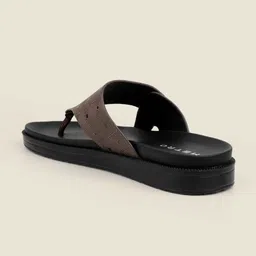 Metro Men Rubber Thong Flip-Flops image 3