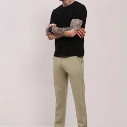 SHOWOFFFF Men Comfort Slim Fit Low-Rise Trousers image 3