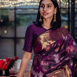 VASTRAHUT Woven Design Zari Banarasi Saree image 3