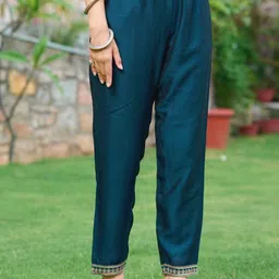 kalini Embroidered kurta with pant & Embroidered Dupatta image 4