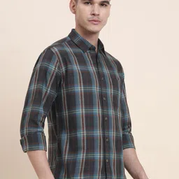 Greenfibre Men Checked Spread Collar Cotton Casual Shirt image 3