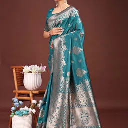 Astita Ethnic Motifs Woven Design Zari Banarasi Saree image 3