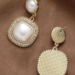 TheVineGirl Korean Silver-Plated Cubic Zirconia Studded Circular Shaped Drop Earrings image 5