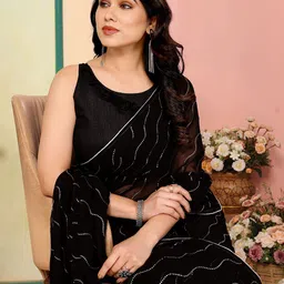 PHORIA STYLE Embellished Mukaish Saree image 5