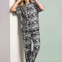 Juliana Dream Women Printed Night suit-image-31