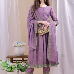 Granthva Fab Women Floral Embroidered Round Neck Anarkali Kurta with Trousers & Dupatta image 4