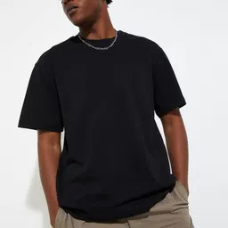 max Men Pockets T-shirt-image-71