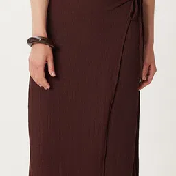 Happiness istanbul Wrap Mid Rise Maxi Skirts image 4