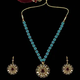 Vidhya Kangan Women Multi Jewellery Set image 2