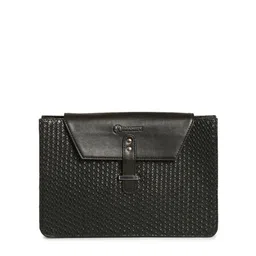RASHKI Textured Swagger Sling Bag-picture-14