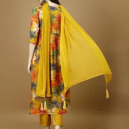 berrylicious Women Viscose Rayon Kurta Pant Dupatta Set image 2