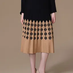 kazo Women Printed A-line Black Skirt image 1