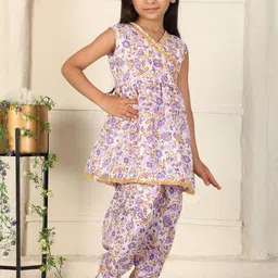 Cutiekins Girls Floral Printed V-Neck Gotta Patti Kurta With Dhoti Pants image 2