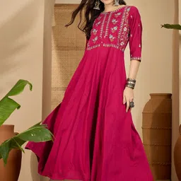 Sangria Women Fuchsia Floral Embroidered Ethnic Dress-picture-28