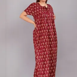 AAKARSHANA CREATION Red Pure Cotton Maxi Printed Nightdress image 3