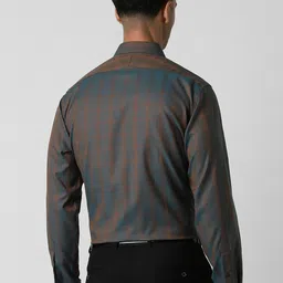 Van Heusen Men Spread Collar Solid Cotton Formal Shirt image 4