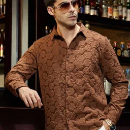 Campus Sutra Men Comfort Regular Fit Shirt image 4