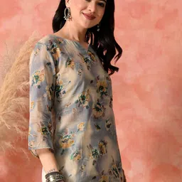 HARIKS Floral Printed V-Neck Top With Palazzos Co-Ords image 5