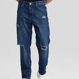Snitch Men Comfort Relaxed Fit Mildly Distressed Light Fade Jeans-image-22