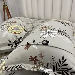 WELLNEST Grey & Black 220 TC Queen Bedsheet with 2 Pillow Covers image 2