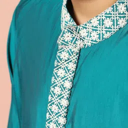 FASHION DREAM Boys Embroidered Mandarin Collar Kurta & Trousers image 2
