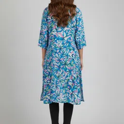 Qurvii Women Printed Longline Tropical Shrug image 5