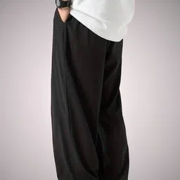 GROOFINGS Men Relaxed Easy Wash Relaxed Fit Trousers image 2