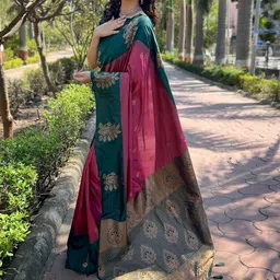 ELITE WEAVES Woven Design Zari Silk Blend Banarasi Saree image 2